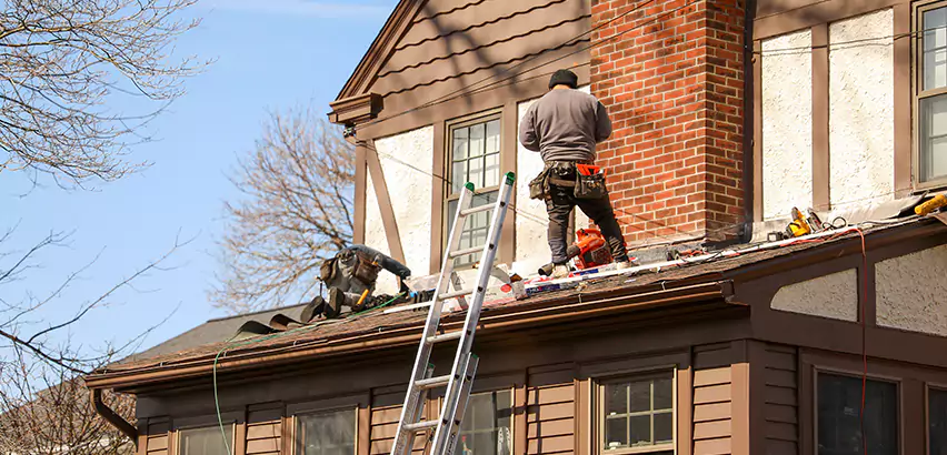 Roof Siding Trim Repair in Glendale Heights